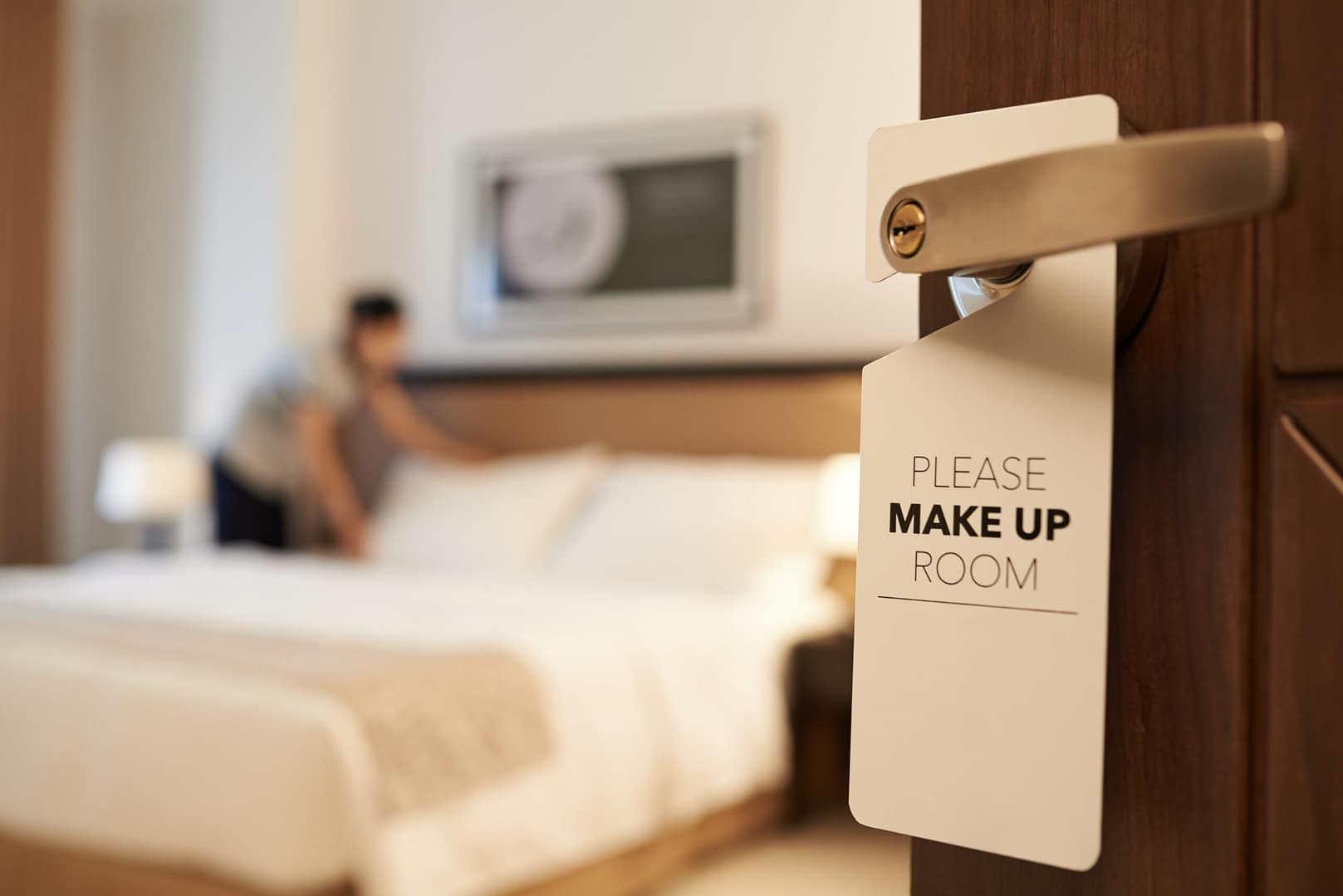 Maid,Cleaning,The,Room,With,Please,Make,Up,My,Room hotel technology and panic buttons