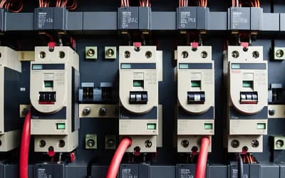 Making the Right Call: Contactors vs. Breakers for Hotel Electrical Systems