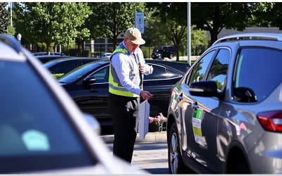 how much do you tip a valet parker