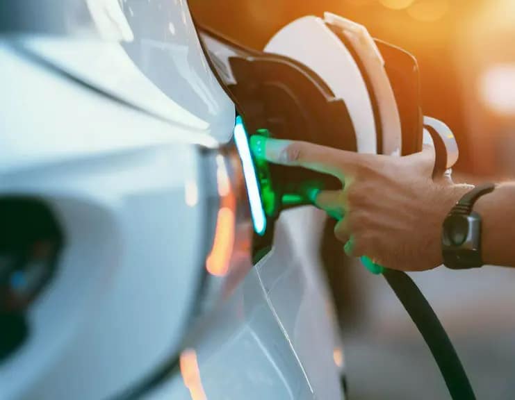 Benefits of Smart EV Charging for Hotels