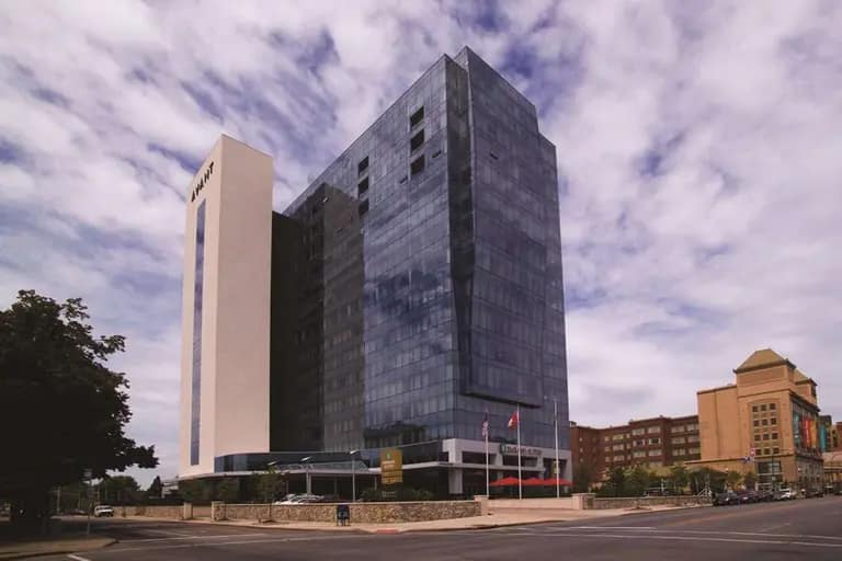 Embassy Suites Buffalo