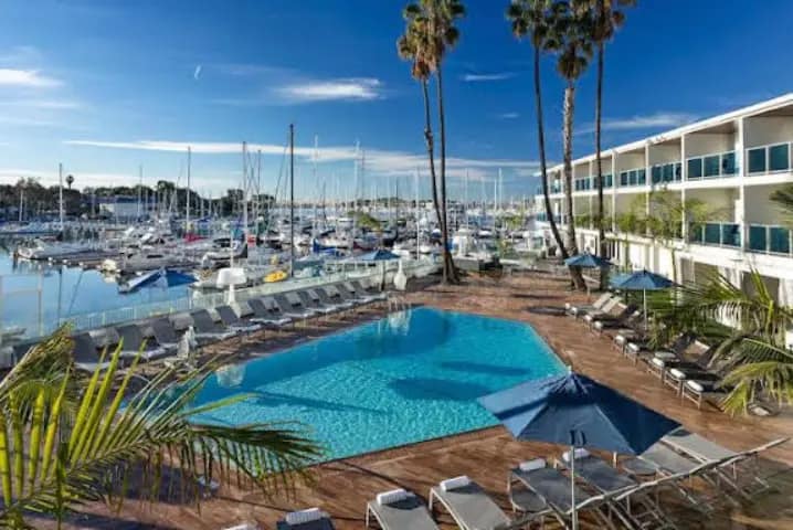 Marina del Rey Hotel